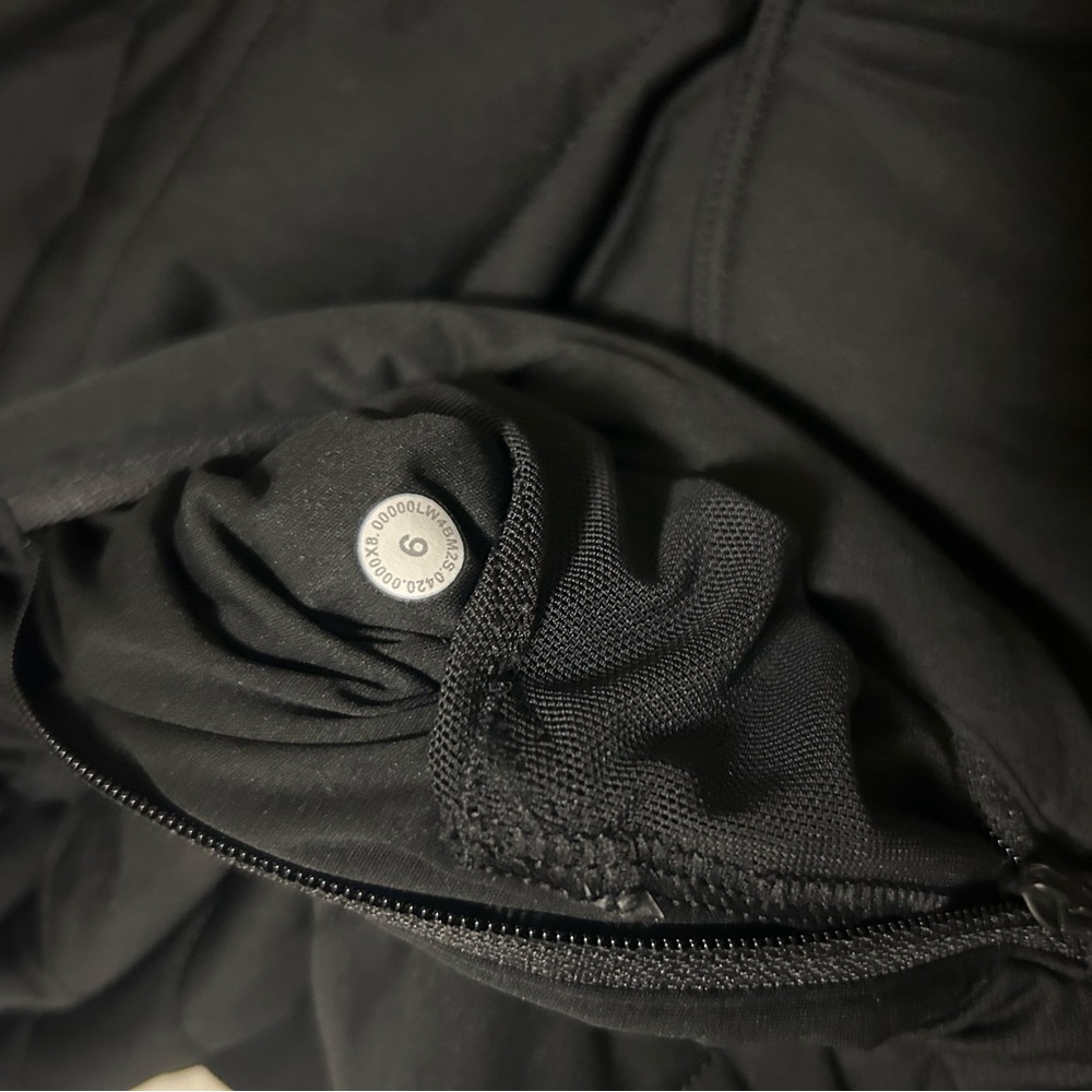 Lululemon Dynamic Movement 1/2 Zip in Black size 6 - Picture 12 of 12